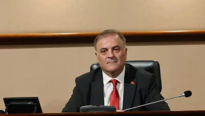 İstanbul'un Yeni Yüzü: Nuri Aslan'ın Hayatı ve Siyasi Yolculuğu