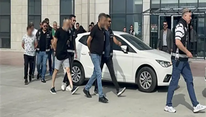 Hayal Satışıyla 36 Bin Kişiyi Kandırdılar: Dolandırıcılık Ağı mı?
