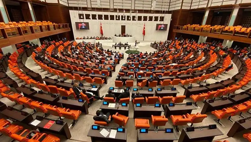 Emekli İkramiyeleri İçin Tarihi Teklif: 4 Bin TL Olacak!