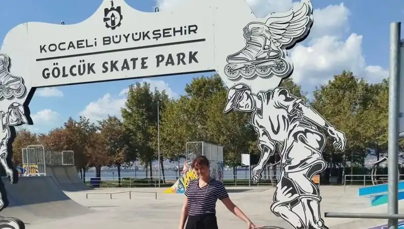 Kocaeli'deki Kaykay Parkında Heyecan Verici Yeni İsim: Mattia Ahmet Minguzzi